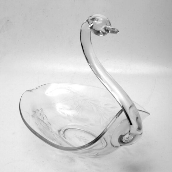 Vintage  W.J Hughes Glass Swan Cornflower Pattern 1950a Clear Candy Fruit Dish - Picture 3 of 9